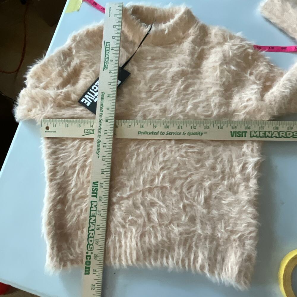 Women’s crewneck eyelash (fuzzy) sweater, peach orange size xs NEW soft - Picture 5 of 6